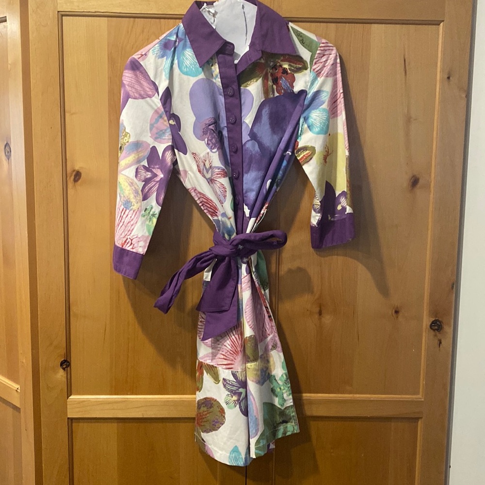 Catharine Malandrino lightweight tunic dress, belted. Small